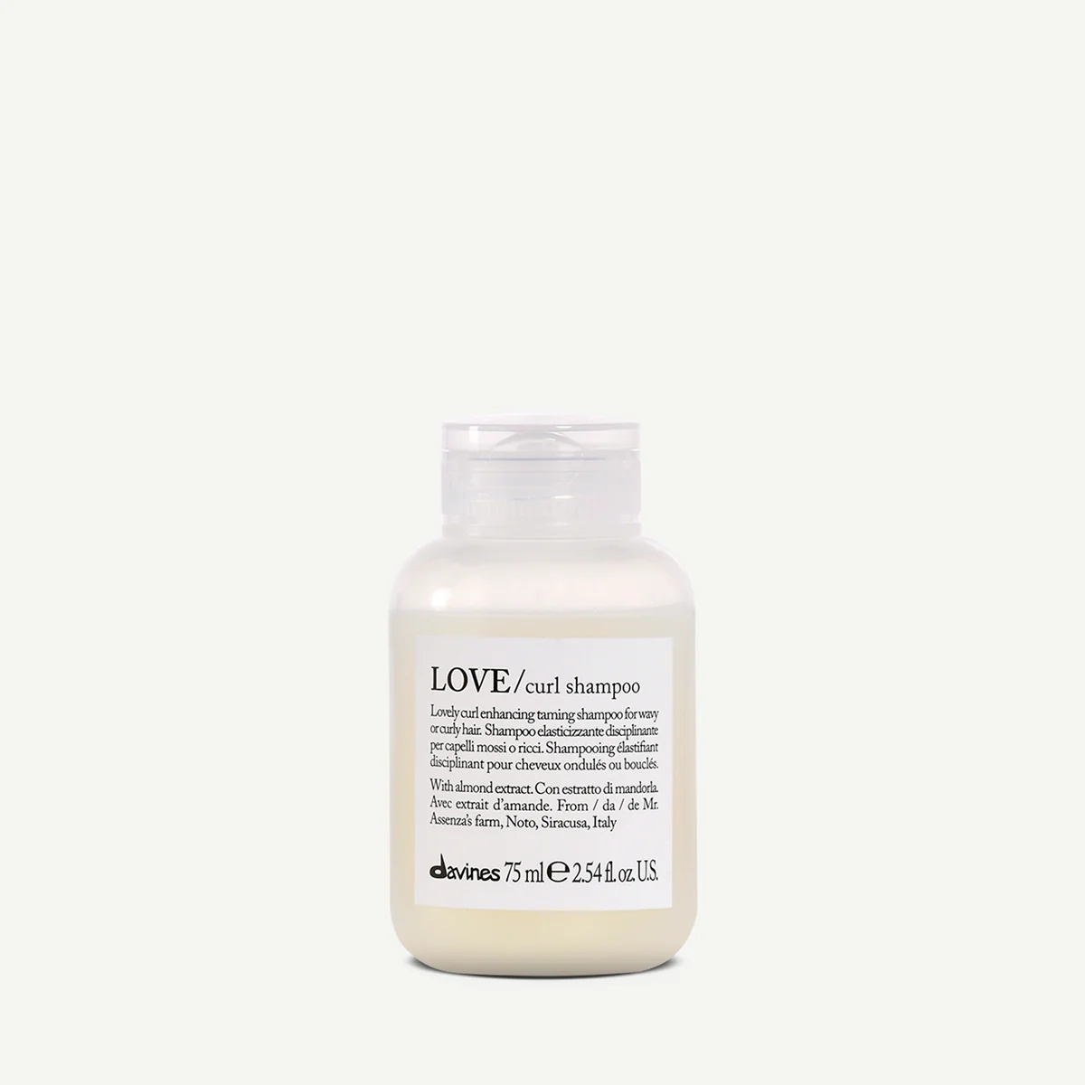 Шампунь для усиления завитка - Davines Essential Haircare Love Curl Shampoo